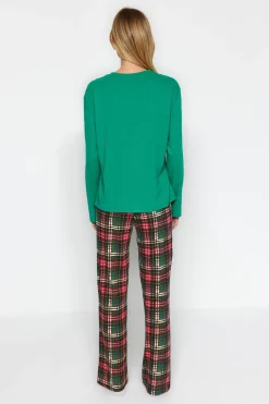 Trendyol Conjunto pijama cuadros Navidad Papá Noél verde New