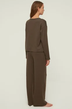 Trendyol Conjunto pijama largo invierno marrón marr&oacute;n