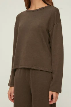 Trendyol Conjunto pijama largo invierno marrón marr&oacute;n