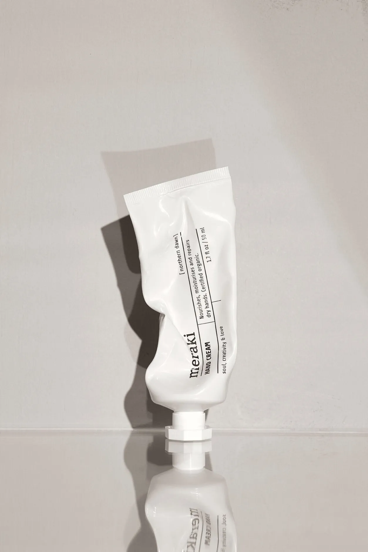 Meraki Crema de manos Northern dawn blanco New