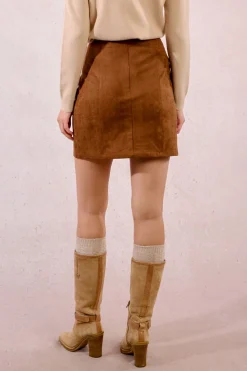 Molly Bracken Falda corta efecto ante Marr&oacute;n Clearance