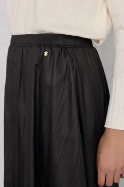 Pedro del Hierro Falda larga efecto piel arrugado Marr&oacute;n Best