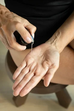 Salad Code Gel limpiador íntimo beige Outlet