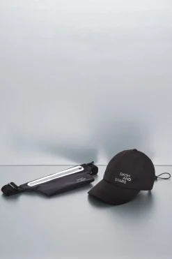 Dash and Stars Gorra técnica ajustable logo negra negro Sale