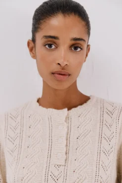 Cortefiel Jersey calado panadero Marfil Hot