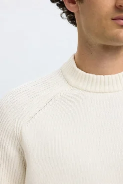 Selected Jersey cuello mock 100% algodón orgánico. Blanco Clearance