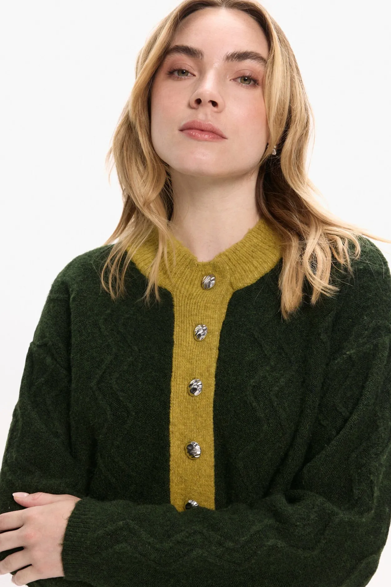 Vila Jersey de lana con botones en el cuello Verde oscuro Sale