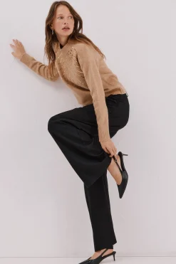 Cortefiel Jersey delantero lentejuelas. Beige New