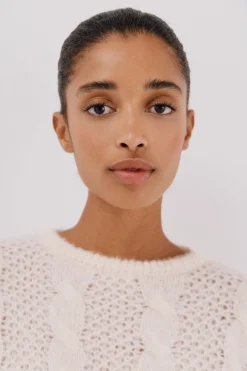 Cortefiel Jersey punto ochos. Marfil