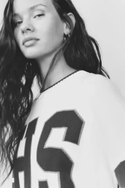 High Spirits Jersey Varsity blanco Hot