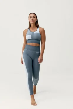 Born Living Yoga Legging deportivo Athena gris/blanco estampado