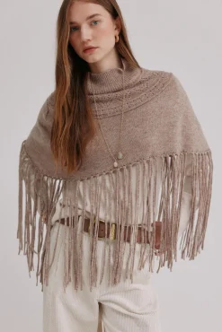 Hoss Intropia Marta. Capa flecos de tricot Beige