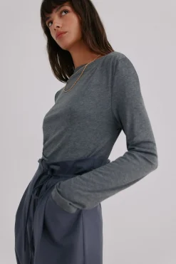 Hoss Intropia Mercedes. Top drapeado Gris Hot