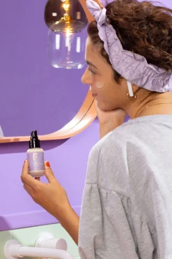 Freshly Cosmetics Mini serum acné facial y piel reactiva 100% natural (15ml) blanco Outlet