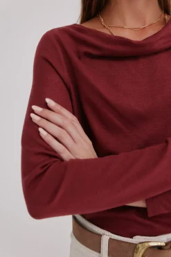 Hoss Intropia Mirta. Camiseta con escote drapeado Granate Discount