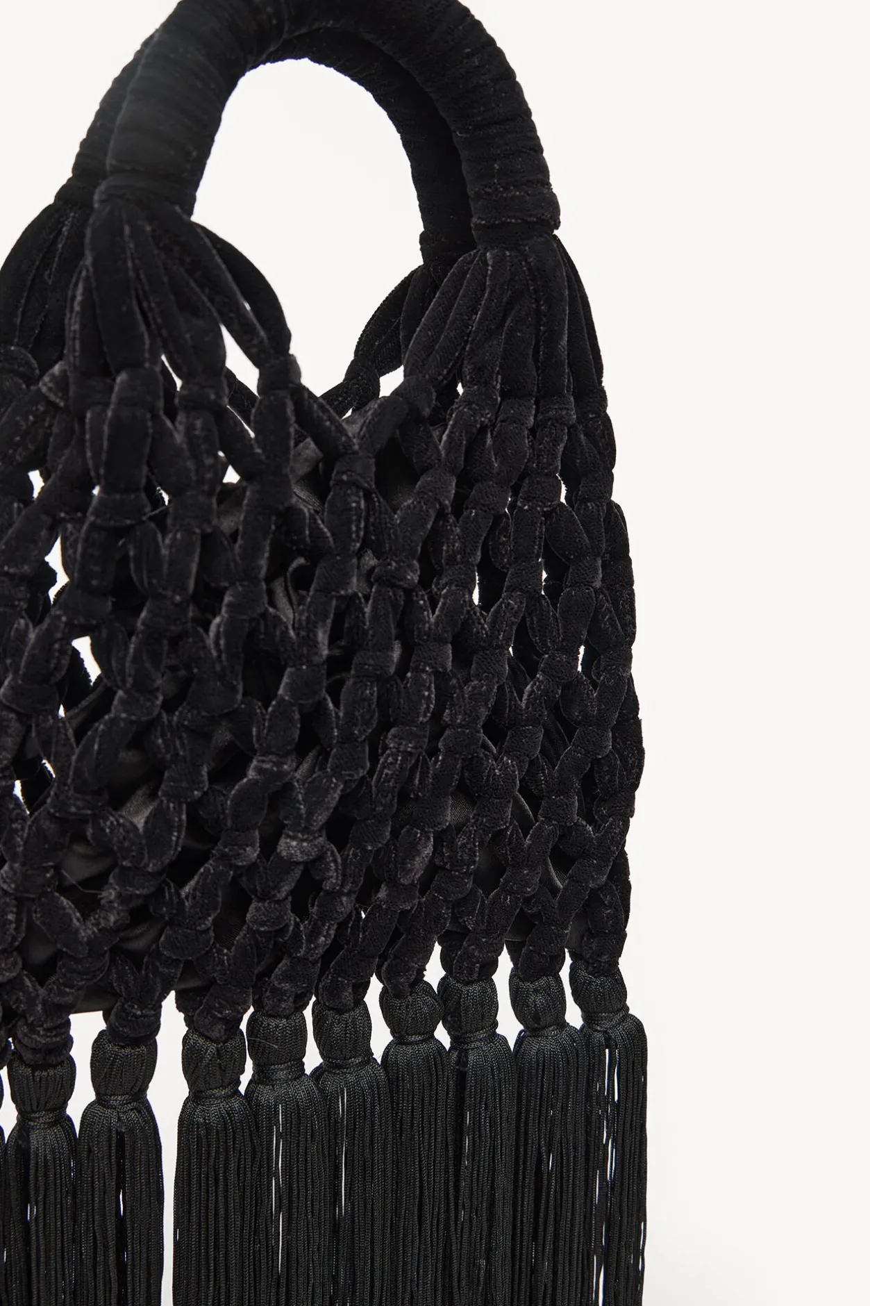 Hoss Intropia Naroa. Bolso de crochet de terciopelo Negro