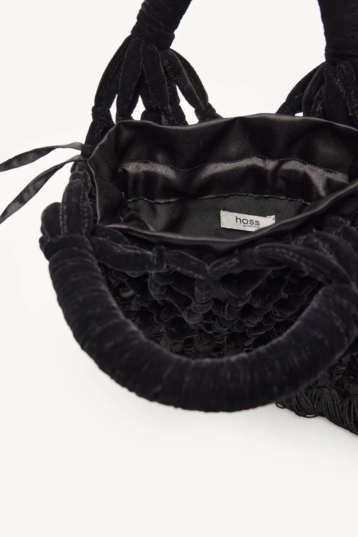 Hoss Intropia Naroa. Bolso de crochet de terciopelo Negro