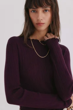 Hoss Intropia Nidia. Top con detalle de ondas Granate Outlet