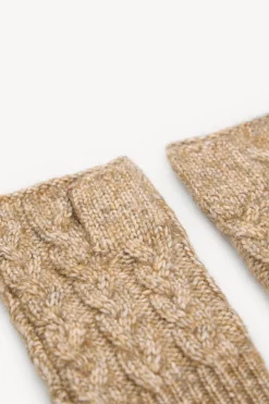 Hoss Intropia Nubia. Mitones punto Beige Hot