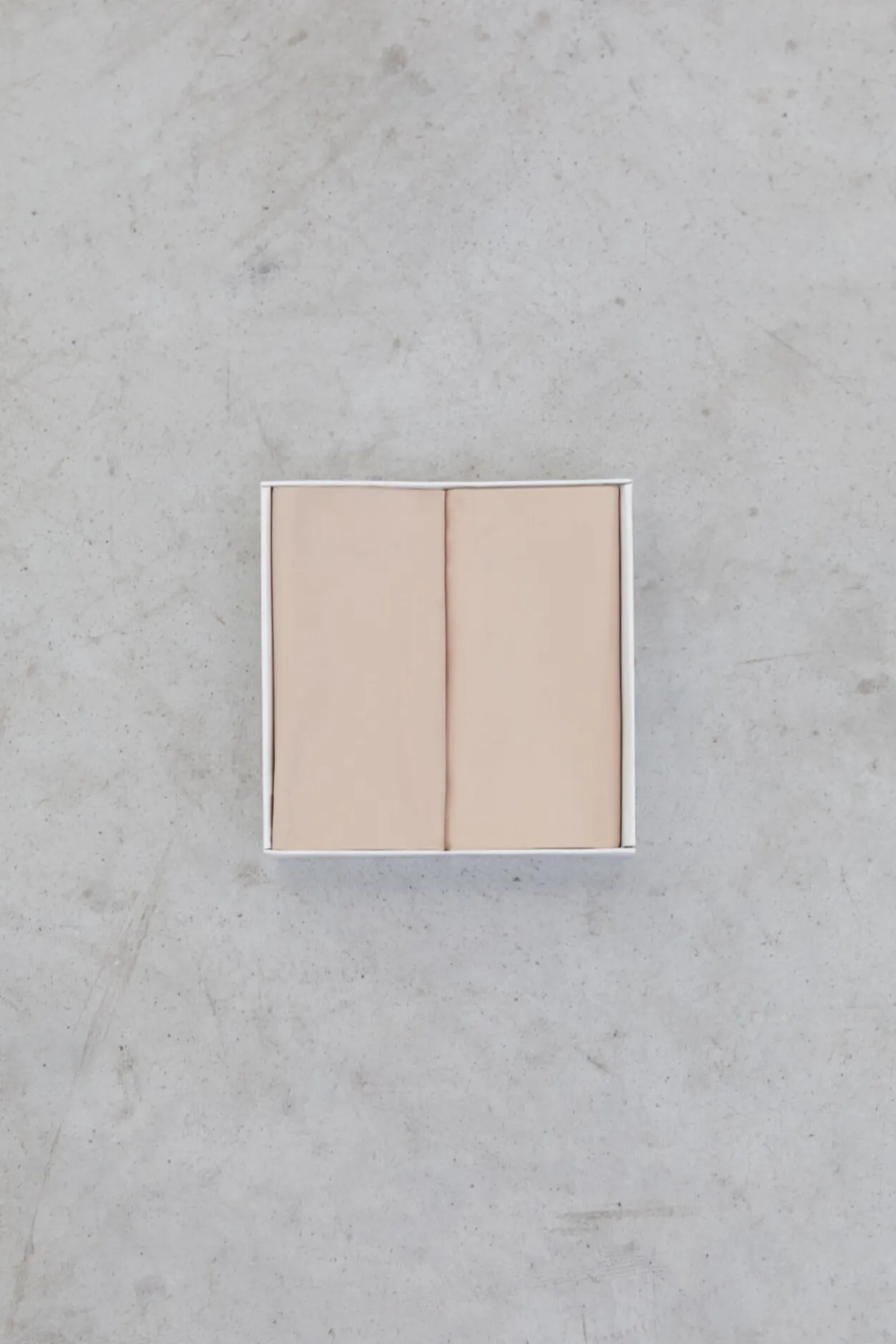 Dash and Stars Pack 2 brgas brasileñas laser cut nude