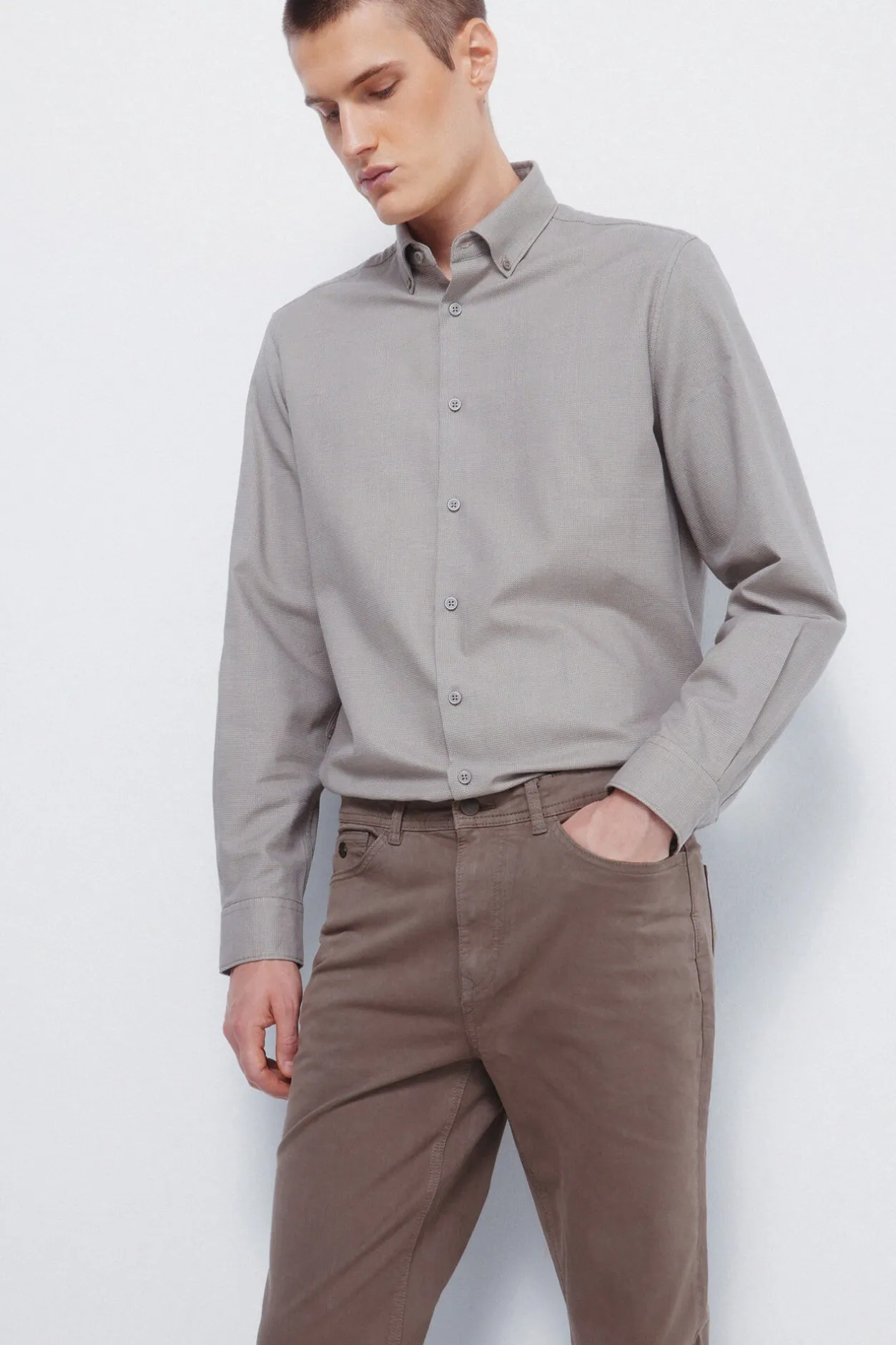 Springfield Pantalón 5 bolsillos color slim fit nude