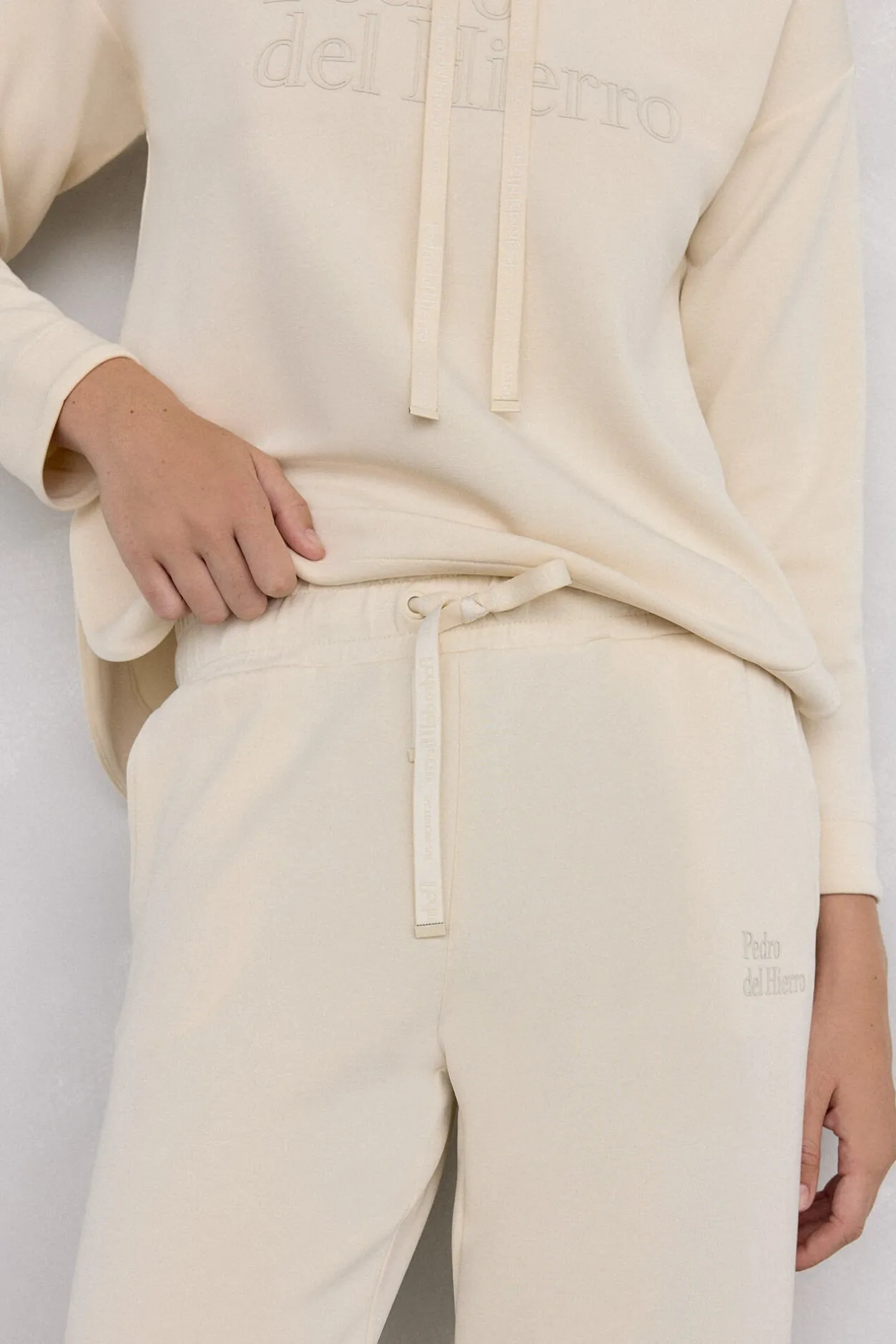 Pedro del Hierro Pantalón activewear tejido softouch Amarillo Online