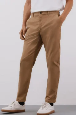 Cortefiel Pantalón chino confort regular fit Beige Best