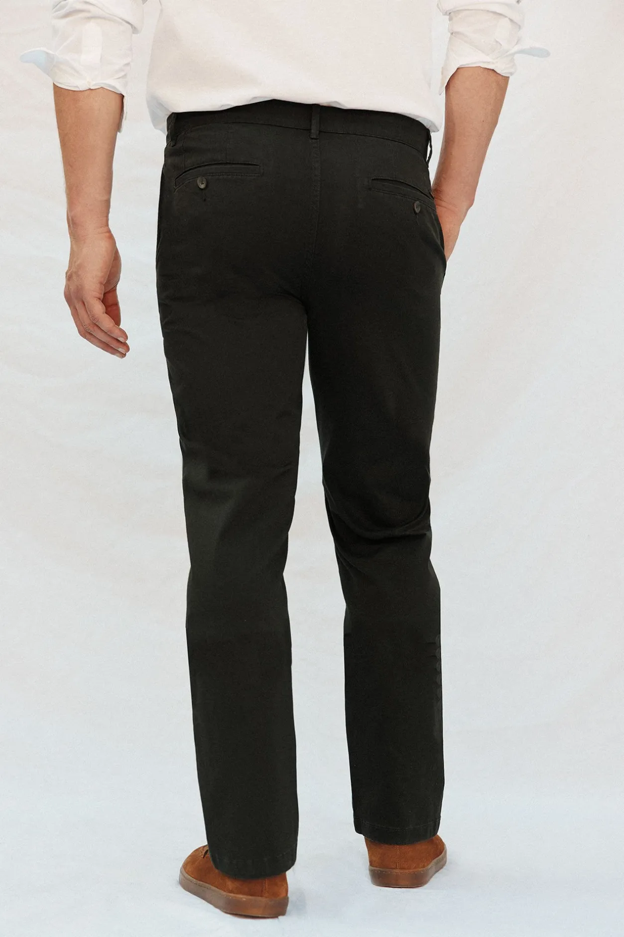 Cortefiel Pantalón chino ligero regular fit Kaki Best