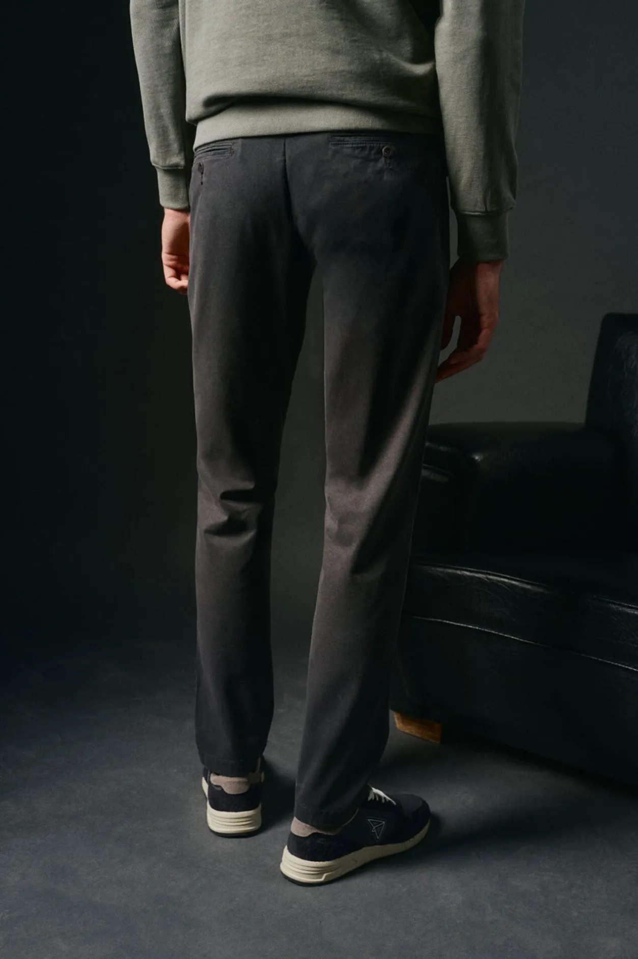 OOTO Pantalón chino slim Gris oscuro Best