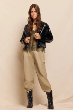 Slowlove Pantalón de sarga con pinzas trabillas para el cinturón bolsillos funcionales laterales pernera ancha cierre mediante cremallera oculta y botón Beige Discount