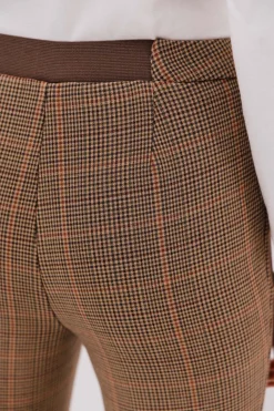 Cortefiel Pantalón elástico confort Estampado marr&oacute;n Hot