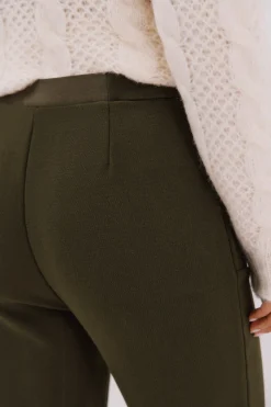 Cortefiel Pantalón elástico confort Kaki Clearance