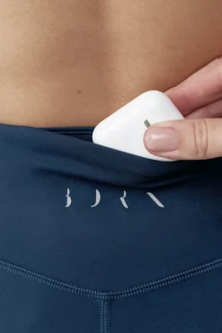 Born Living Yoga Pantalón jogger deportivo Daba azul New