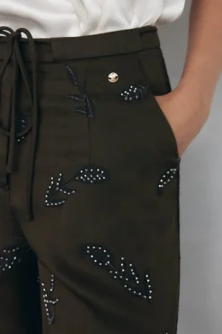 Pedro del Hierro Pantalón recto bordado Marr&oacute;n Discount