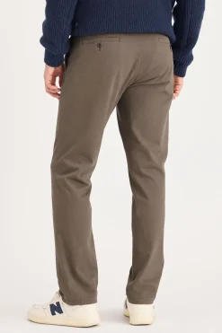 Dockers Pantalones chinos slim fit Ultimate Marr&oacute;n Discount