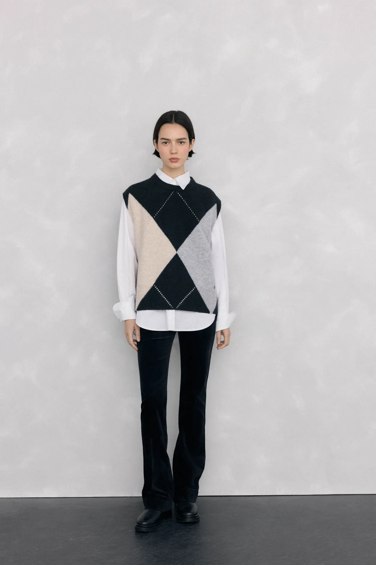 Pedro del Hierro Pantalones terciopelo push up flare Negro Best