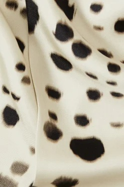 Selected Pañuelo estampado 100% seda. Beige Outlet