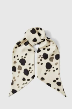 Selected Pañuelo estampado 100% seda. Beige Outlet