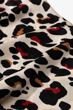 Vilanova Pañuelo Satinado Estampado Animal Beige