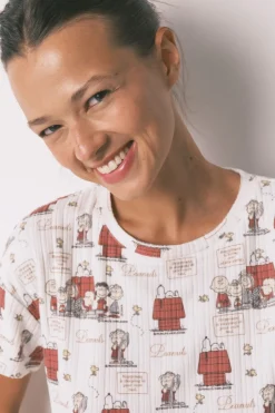 Women'secret Pijama Capri canalé gris Snoopy estampado Hot