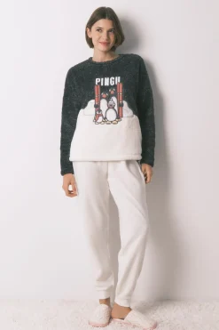 Women'secret Pijama largo polar pelo suave bordado Pingu gris New
