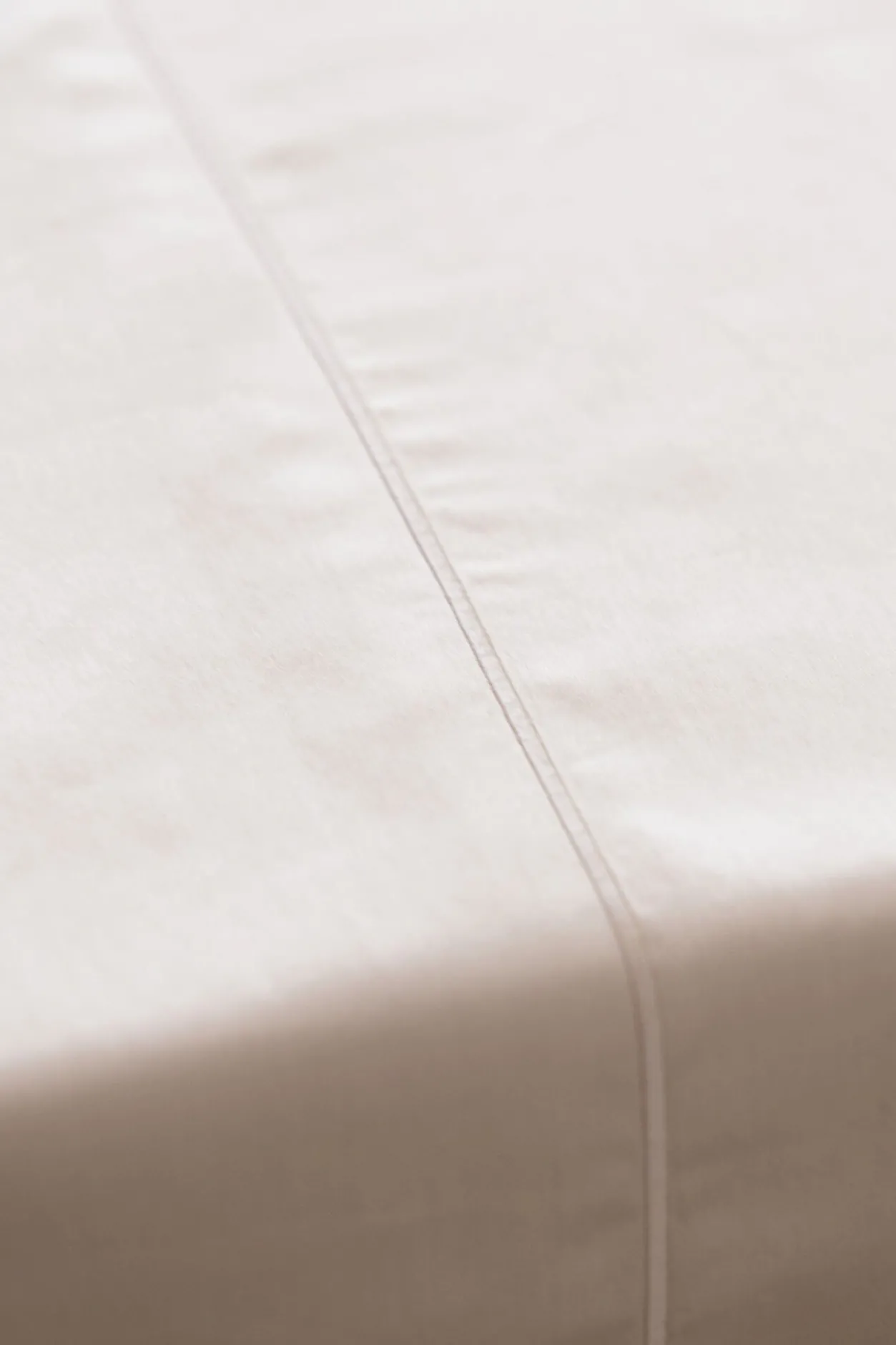 Bassols Sábana Encimera New York Cama 180 cm Beige