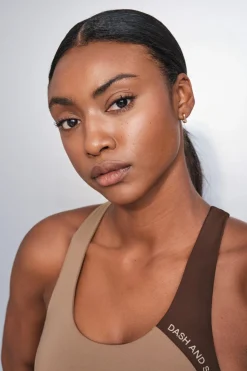 Dash and Stars Sujetador deportivo 4D STRETCH color block nude Sale