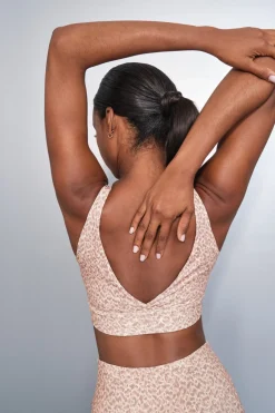 Dash and Stars Sujetador deportivo 4D STRETCH animal print blanco beige Hot