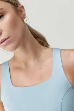 Born Living Yoga Sujetador top deportivo Godo azul Discount