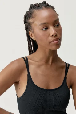 Born Living Yoga Sujetador top deportivo Shantala negro Hot