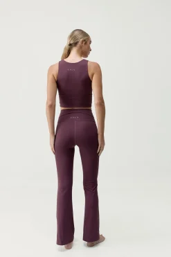 Born Living Yoga Sujetador top deportivo Saori morado burdeos