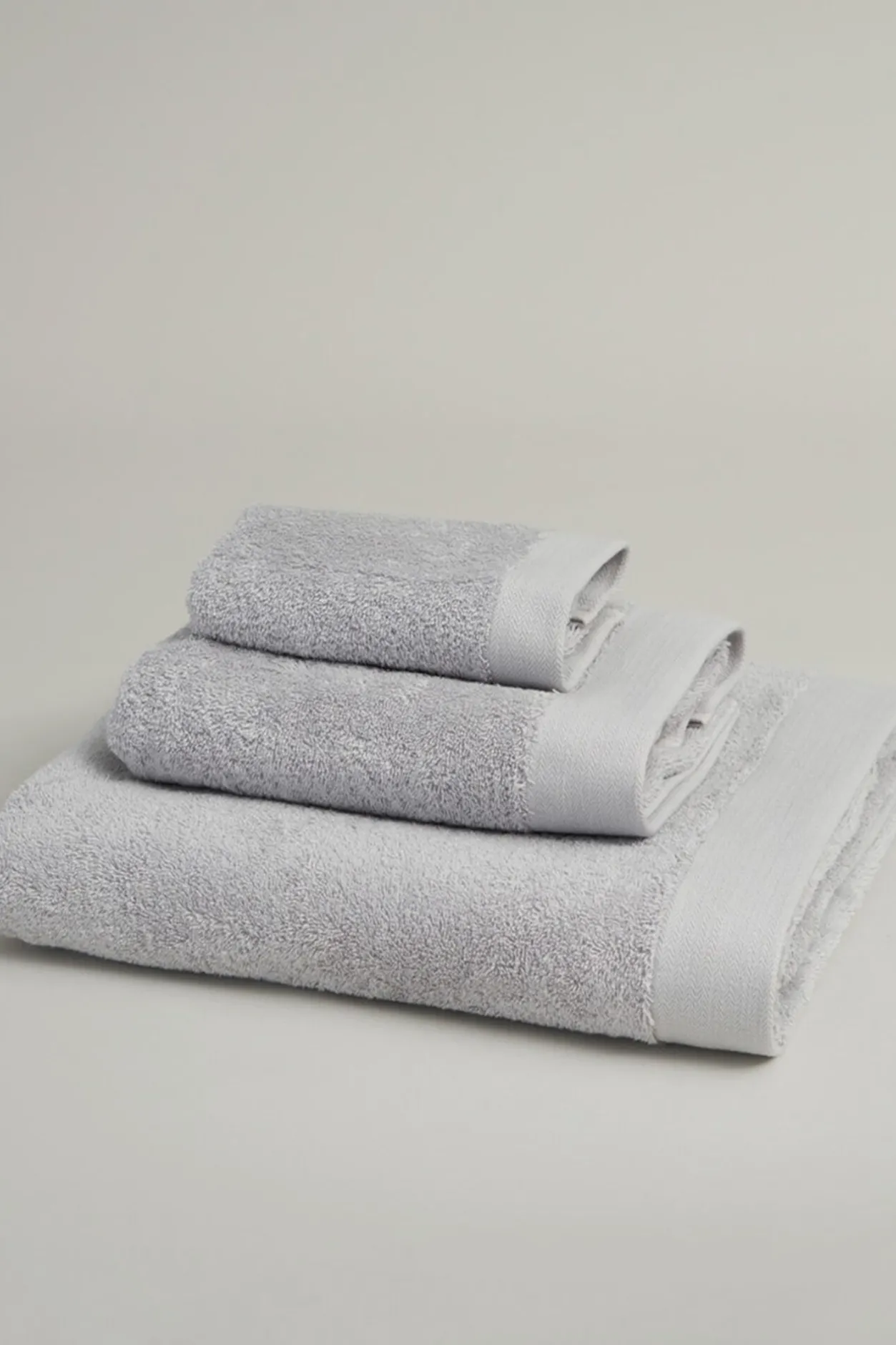 Bassols Toalla tocador wonder 550g rizo americano 30x50 Gris Discount