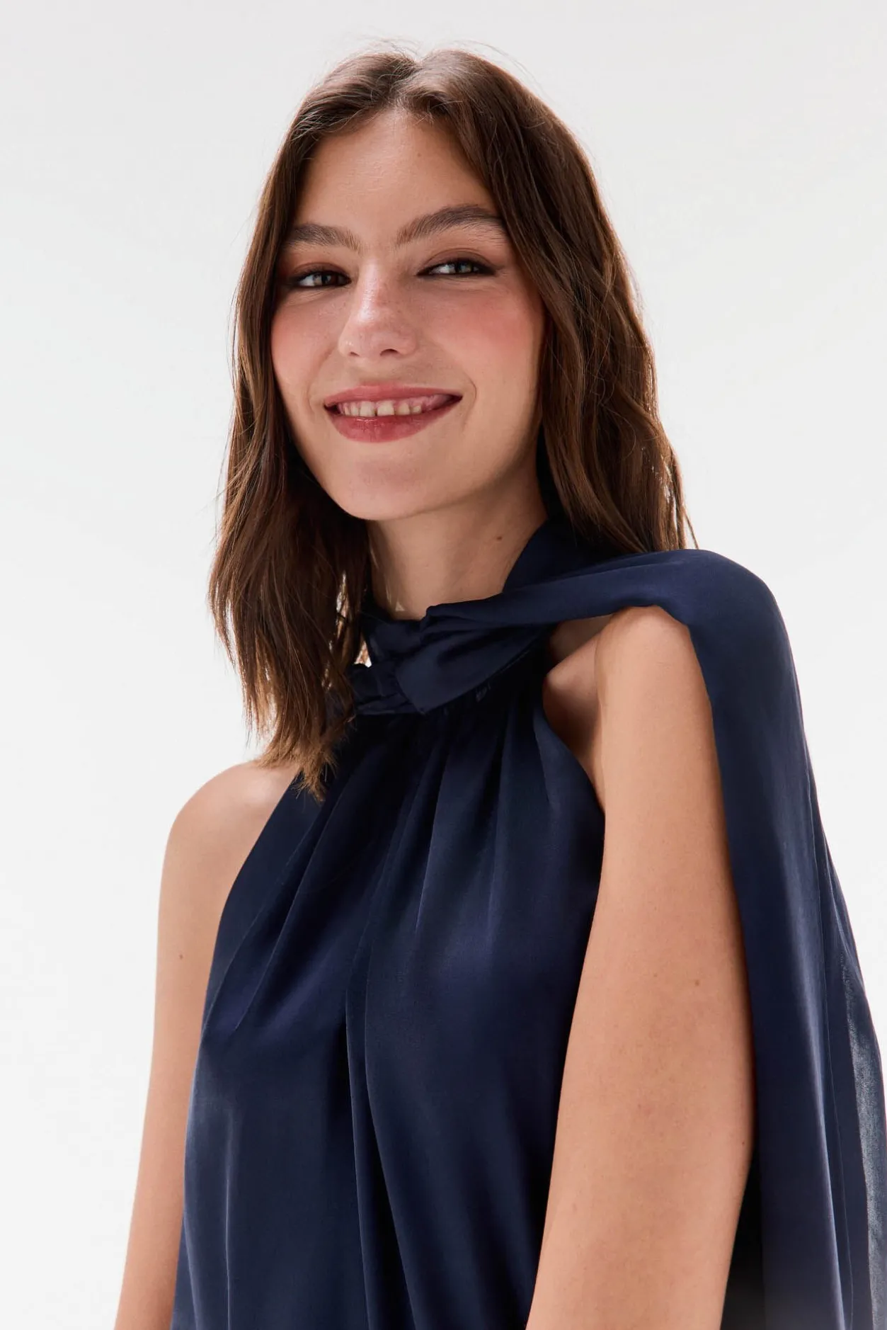 TFP by Tamara Falcó Top lazada liso Azul Best