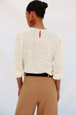 Cortefiel Top rústico puntillas Marfil